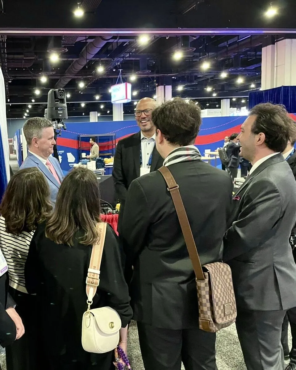 On the Summit floor with Howard Wright and U.S. representatives from Istanbul.